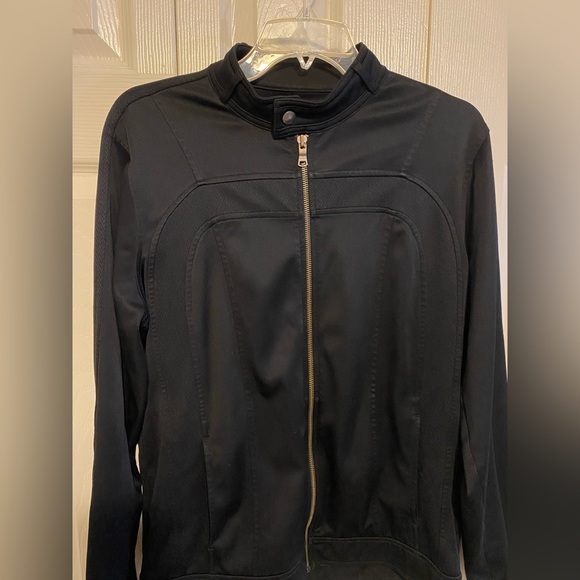 Express Men's Zip-Front Sweater Jacket. - Picture 3 of 7